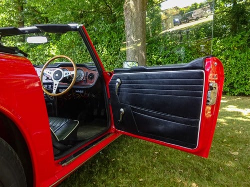 1968 Triumph TR5 PI Overdrive zum Verkauf (Bild 35 von 145)