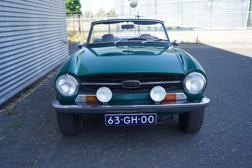 1972 Triumph TR6 zum Verkauf (Bild 7 von 52)