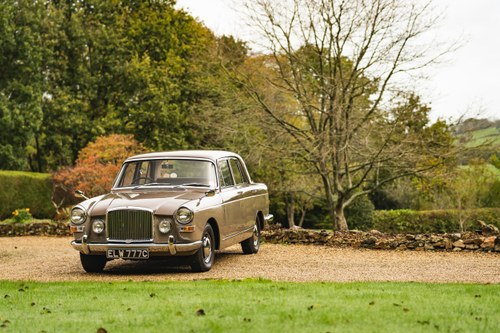 1965 Vanden Plas Princess 4 Litre R à vendre (picture 4 of 118)