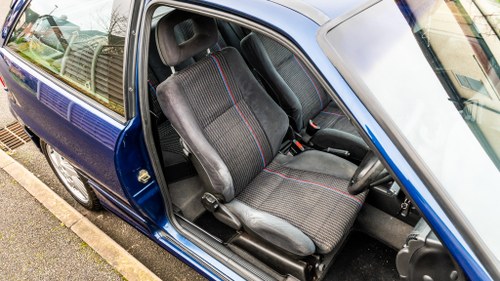 1993 Vauxhall Astra GSI à vendre (picture 48 of 160)