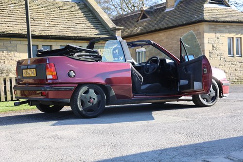 NO RESERVE - 1991 Vauxhall Astra GTE Convertible In vendita (immagine 13 di 64)