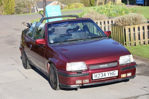 NO RESERVE - 1991 Vauxhall Astra GTE Convertible In vendita (immagine 12 di 64)
