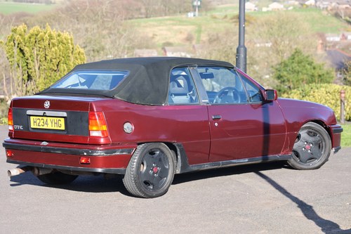 NO RESERVE - 1991 Vauxhall Astra GTE Convertible In vendita (immagine 7 di 64)