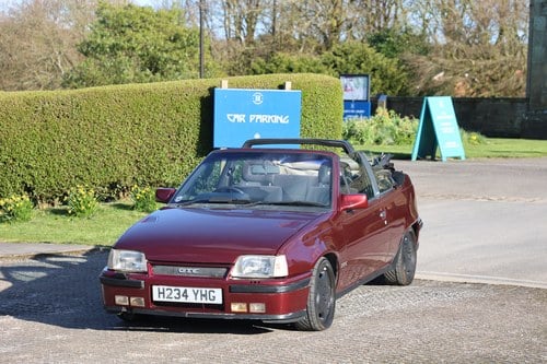 NO RESERVE - 1991 Vauxhall Astra GTE Convertible In vendita (immagine 14 di 64)
