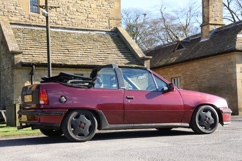 NO RESERVE - 1991 Vauxhall Astra GTE Convertible In vendita (immagine 9 di 64)
