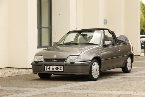 1989 Vauxhall Astra GTE convertible zum Verkauf (Bild 10 von 214)