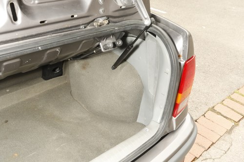 1989 Vauxhall Astra GTE convertible zum Verkauf (Bild 132 von 214)