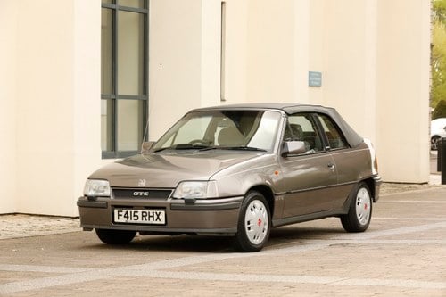 1989 Vauxhall Astra GTE convertible zum Verkauf (Bild 48 von 214)