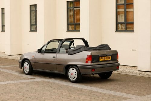 1989 Vauxhall Astra GTE convertible zum Verkauf (Bild 4 von 214)