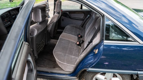 NO RESERVE - 1988 Vauxhall Carlton CDi In vendita (immagine 39 di 163)