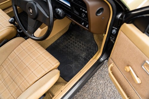 1983 Vauxhall Cavalier MK2 SRI For Sale (picture 37 of 135)