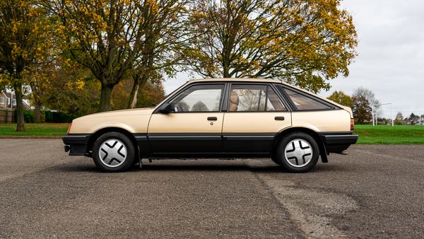 1983 Vauxhall Cavalier MK2 SRI For Sale (picture :index of 4)