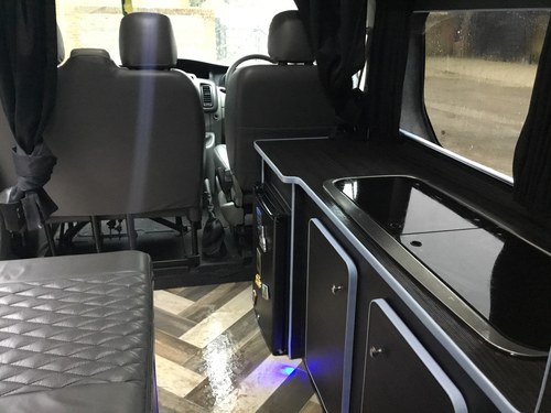 2014 Vauxhall Vivaro 2900CDTI LWB High Top Camper Conversion à venda (imagem 31 de 69)