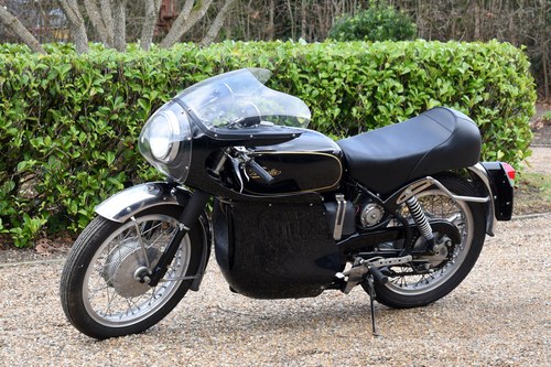 1961 Velocette Venom Clubman For Sale (picture 2 of 83)