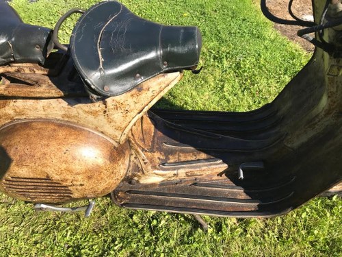 1955 Vespa ACMA V55 à vendre (picture 21 of 39)