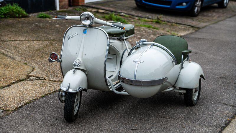 1959 Vespa 125cc and sidecar For Sale (picture 1 of 99)
