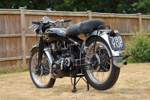 1949 Vincent Black Shadow In vendita (immagine 14 di 118)