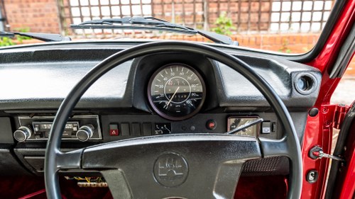 1974 Volkswagen 1303 LS Beetle Karmann zum Verkauf (Bild 18 von 130)