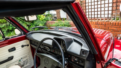 1974 Volkswagen 1303 LS Beetle Karmann zum Verkauf (Bild 28 von 130)