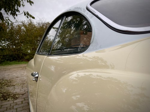 1961 Volkswagen Karmann Ghia zum Verkauf (Bild 83 von 162)