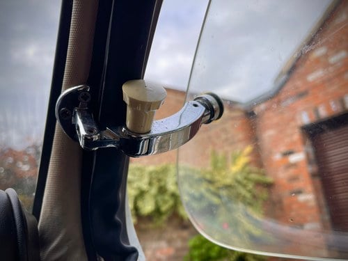 1961 Volkswagen Karmann Ghia zum Verkauf (Bild 75 von 162)