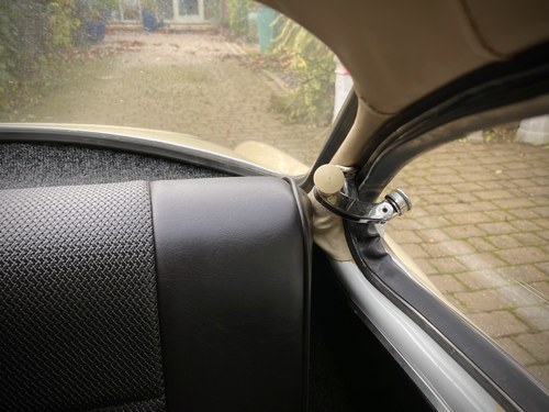 1961 Volkswagen Karmann Ghia zum Verkauf (Bild 73 von 162)