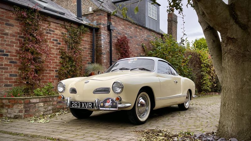 1961 Volkswagen Karmann Ghia For Sale (picture 1 of 162)