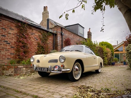 1961 Volkswagen Karmann Ghia zum Verkauf (Bild 4 von 162)