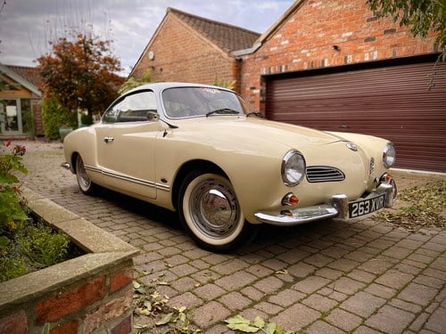 1961 Volkswagen Karmann Ghia zum Verkauf (Bild 8 von 162)