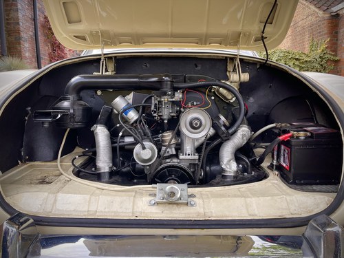 1961 Volkswagen Karmann Ghia zum Verkauf (Bild 120 von 162)