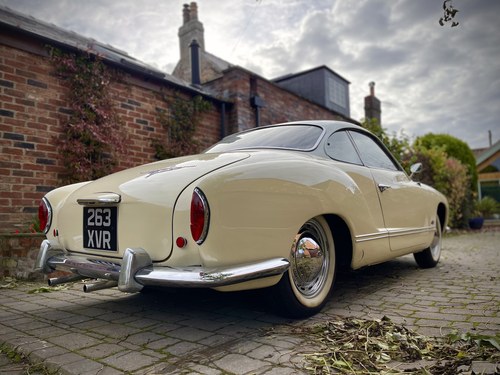 1961 Volkswagen Karmann Ghia zum Verkauf (Bild 27 von 162)