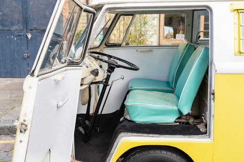 1964 Volkswagen Type 2 Splitscreen Camper In vendita (immagine 69 di 262)