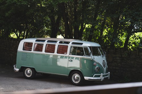1964 Volkswagen Splitscreen 21 Window Samba Deluxe In vendita (immagine 3 di 148)