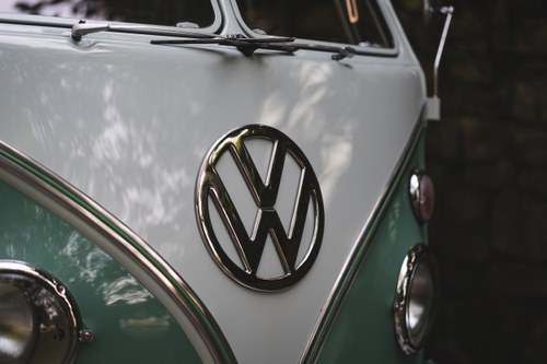 1964 Volkswagen Splitscreen 21 Window Samba Deluxe In vendita (immagine 100 di 148)