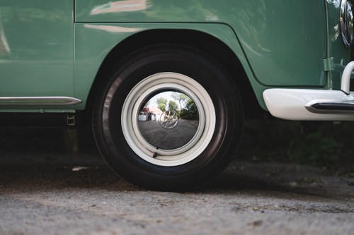 1964 Volkswagen Splitscreen 21 Window Samba Deluxe In vendita (immagine 10 di 148)