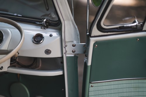 1964 Volkswagen Splitscreen 21 Window Samba Deluxe In vendita (immagine 84 di 148)