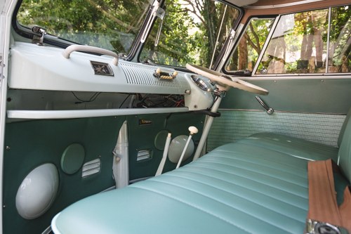 1964 Volkswagen Splitscreen 21 Window Samba Deluxe In vendita (immagine 53 di 148)
