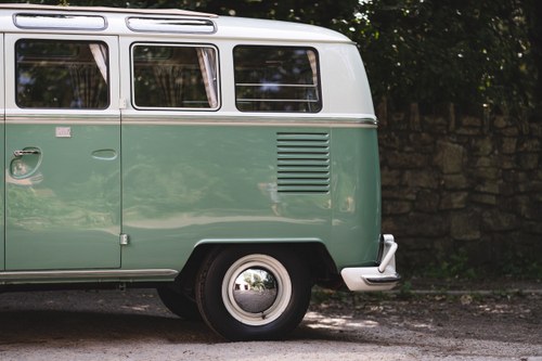 1964 Volkswagen Splitscreen 21 Window Samba Deluxe In vendita (immagine 111 di 148)