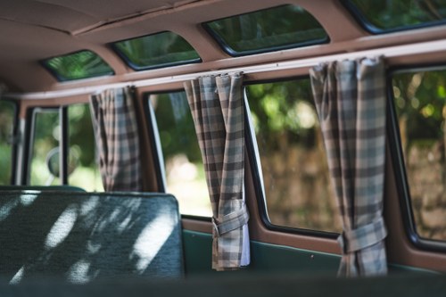 1964 Volkswagen Splitscreen 21 Window Samba Deluxe In vendita (immagine 48 di 148)