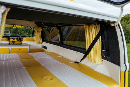 1974 Volkswagen Type 2 T2 Camper Van For Sale (picture 74 of 128)