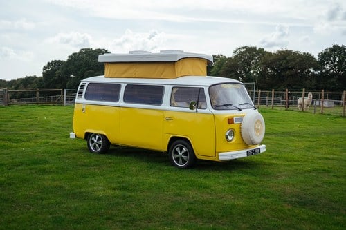 1974 Volkswagen Type 2 T2 Camper Van For Sale (picture 21 of 128)