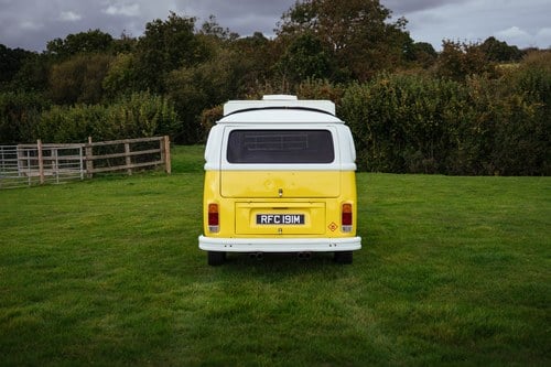1974 Volkswagen Type 2 T2 Camper Van For Sale (picture 13 of 128)