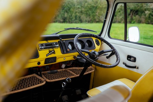 1974 Volkswagen Type 2 T2 Camper Van For Sale (picture 29 of 128)