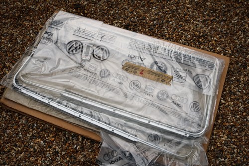 1974 Volkswagen T2 Bay Window Camper For Sale (picture 116 of 123)