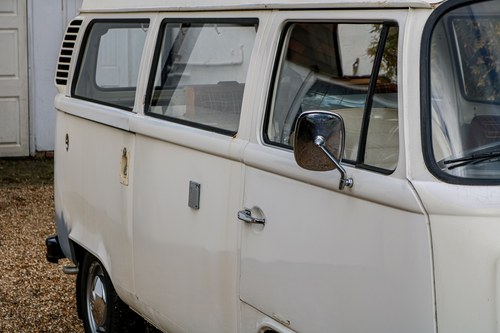1974 Volkswagen T2 Bay Window Camper For Sale (picture 73 of 123)