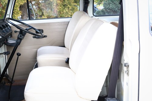 1974 Volkswagen T2 Bay Window Camper For Sale (picture 28 of 123)