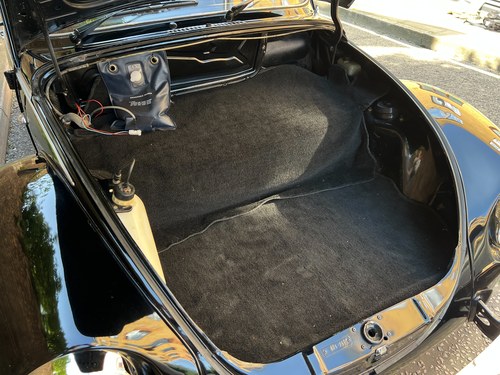 1975 Volkswagen Beetle Karmann Convertible zum Verkauf (Bild 166 von 198)