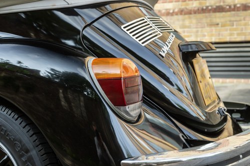 1975 Volkswagen Beetle Karmann Convertible zum Verkauf (Bild 111 von 198)