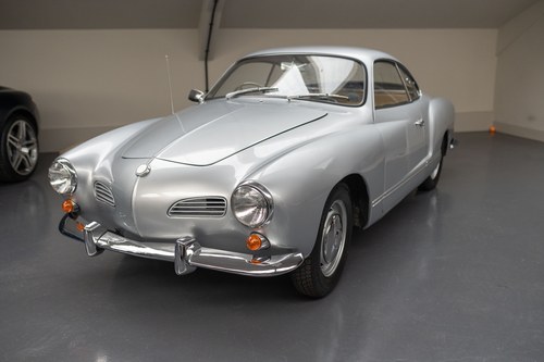 1966 Volkswagen Karmann Ghia Coupe In vendita (immagine 1 di 154)