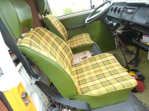 1977 Volkswagen T2 Bay Window Westfalia Helsinki Camper Conversion LHD In vendita (immagine 28 di 127)